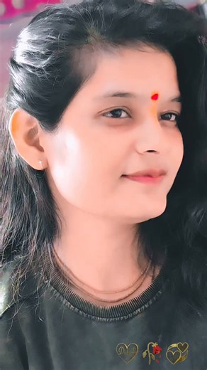 सनातनी राठौर सोमा🔵 on Instagram: "Dhokha🥀💞❤ @stylish_soma_singh #instagram #viralvideos #reels #foryou #followme"