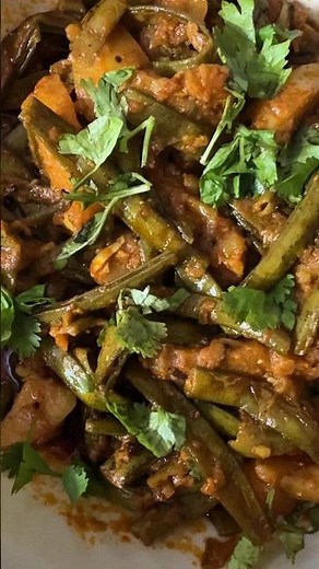 Kathiyawadi Guvar Bataka Nu Shaak | Authentic Gujarati Recipe ❤