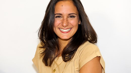 Aybi Era: Freund, Filme, Eltern - Die Schauspielerin im Starporträt