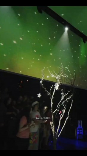 96K views · 4.6K reactions | 24 de noviembre de 2014, Coldplay lanza el Ghost Stories - Live 2014 como parte de la promoción de su sexto álbum "Ghost Stories". #Coldplay #GhostStories #Live2014GhostStories #ColdplayLive #ASFOS | Everyday Coldplay | Facebook