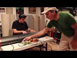 Clyde Lawrence plays Stevie Wonder (Analog Alien Pedal Demo)