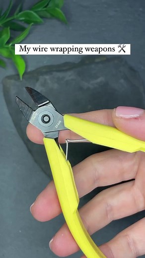 Meet my squad of wire wrapping superheroes the flush cutter, chain nose pliers, tweezer nose pliers, and round nose pliers.🦸‍♀️These tools have helped me craft countless pieces of jewelry. ✨#handmadejewelry #handmade #jewelry #jewelrypliers #jewelrytools #lindstrom #jewellery #handmadewithlove #jewelrydesign #love #jewelryaddict #instajewelry #jewelrymaking #etsy #style #handcrafted #handmadeearrings #smallbusiness #gold #etsyshop | Adria Artistry