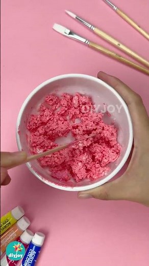 DIY Desk Organizer Using Tin Can and Tissue Paper