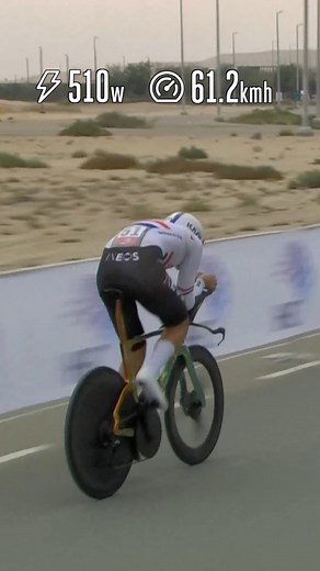 His chainring is a pizza for four 😵‍💫 Josh Tarling produced some awesome power numbers on a 68-tooth chainring to win Stage 2’s 12.2km individual time trial at the UAE Tour. | Velon CC
