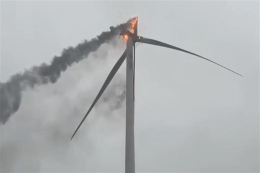 Suspected Lightning Strike Sparks Wind Turbine Fire in Texas