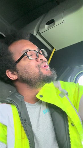 Pt. 2 🤣😭🤣 #drake #rap #hootinandhollerin #lol #wow | drake