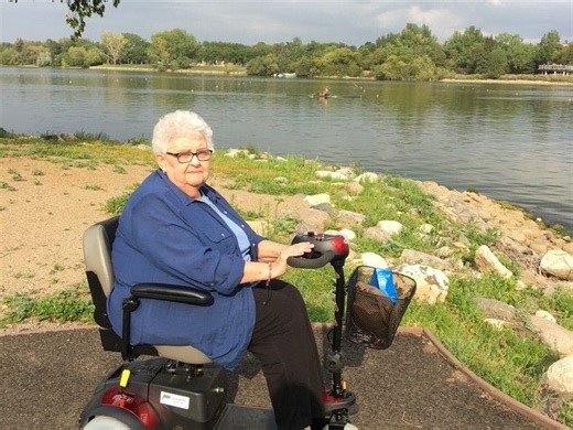 'I just want to be home': Regina long-term care shortage separates senior from loved ones