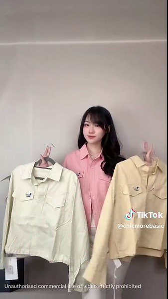 banyak item baru hari ini, jangan lupa join live akuu #chicmore #atasanwanita #atasankorea