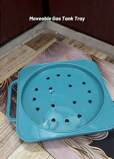 Moveable Gas Tank Tray for Efficient Storage