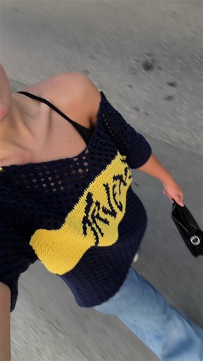 Disponibilidad limitada en mi tienda de Etsy!! (MerceCrochetsTienda) 💙⚡️ Si queréis aprender a tejer esta camiseta, tenéis disponible el patrón 😊 Link en mi bio! #crochet #ganchillo #trueno #truenolaboca @Trueno