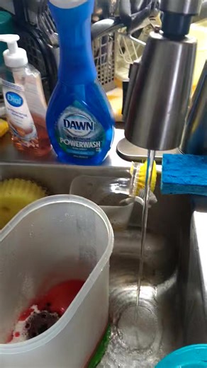 Tabitha Morgan | How do you make your Kool aid? How cups of sugar per pack do you use. If I'm making a gallon (2packs) I use 2 cups of sugar. What's your... | Instagram