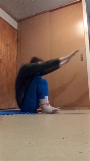 Get Up Ankles Tied from the Floor without using Hands #motivation #challenge #getupchallenge