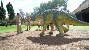 135K views · 1.4K reactions | See awesome prehistoric creatures come to life as you walk through Melbourne Zoo's thrilling dino park adventure. You'll be dino-sorry if you miss it... | What's On Melbourne | Facebook