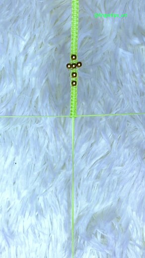 DIY Seed Bead Bracelet Tutorial for Girls