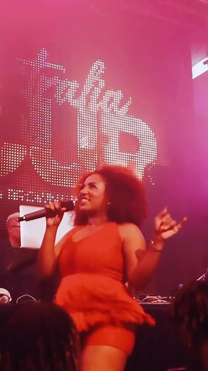 Ammara Brown on Instagram: "🔱 1 performance 🇦🇺 : 250 new Ammartians 🇿🇲😹👏🏽 MaZimba Ammartians brought the heat and I LOVE YOU FOR IT 🇿🇼❤️‍🔥🇿🇼❤️‍🔥🇿🇼❤️‍🔥 We knew the risk of performing for a 2/3 Zambian diaspora crowd, but I find it exciting if an audience doesn’t know me, yet! 😎 I get 1 shot to win their hearts over and I ALWAYS do❣️ P.S Can African borders be abolished?🤞🏽😹 Please and thanks❣️ #flaminglily #iluvammartians #australiantour #throwback"