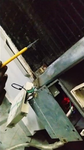 hitachi window AC repairing 🪛