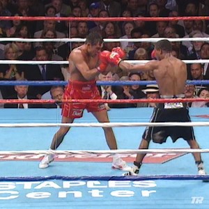 Two legends leaving it all on the line 🔥 | Top Rank Boxing