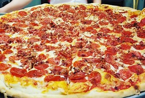 Brooklyn Heights' 12lb Pizza Challenge (Avery Ranch) - FoodChallenges.com