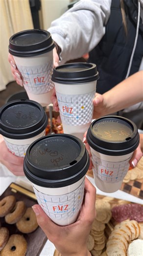 welcome BACK to our ✨ANNUAL✨ favorite things party (giveaway) with you besties!!!! & today FOUR of you will get the chance to win a $50 gift card to @fiiz_drinks 💗🤩😆 TO ENTER: • follow me :)) • follow @fiiz_drinks !!! • tag your besties to join our fav things party!! (every person tagged after your third tag = an extra entry!!) • reposting to your stories = 3 entries! • comment your current fav drink = an additional 5 entries!!! | Klailea