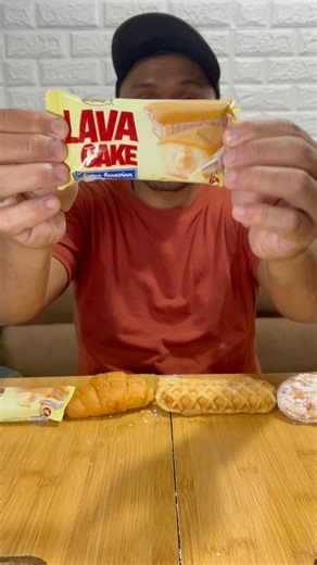 20K views · 9.3K reactions | Ano ang paborito mong Bavarian snack? Comment down mga Kabasic Lemon Square Lava Cake by Lemon Square #LavaCakeCreamyBavarian #lavacake #lemonsquare #fyp #diskartengbasic #viral #trending #mukbang #bavarian | Diskarteng Basic | Facebook