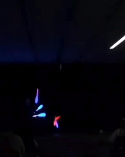 When the clubs fly high and the crowd holds their breath… Amazing Arthur brings the WOW with a slick scissor catch! 🤹‍♂️✨ #OmahaParents #booknow #kidspartyomaha #BookNow #OmahaEntertainment #NebraskaEvents #EventEntertainment #TheBalloonBrigade #OmahaLife #PartyVibes #CreativeEvents #performer #FamilyShow #FestivalFun #juggling #FantasticFun #OmahaEvents #KidsPartyIdeas #MagicAndJuggling #AmazinglyFantasticShow #AmazingArthur | The Balloon Brigade