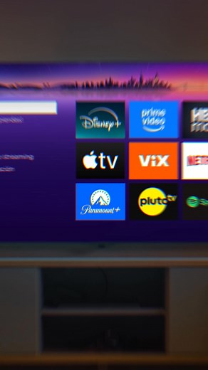 Convierte tu pantalla de inicio en algo único 🙌 Con Roku decides qué ver primero y cómo organizar tu menú. ¿Ya armaste el tuyo? 💜 #RokuTips #StreamingFácil | Roku LATAM