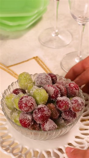 🎉 Take your New Year’s menu to the next level with these perfectly poppable Sugared Prosecco Grapes. 🍇 Fresh grapes are soaked in sparkling wine and rolled in sugar for an adult-friendly treat with a twist. 🍾 Get the full 21 recipe on our website! 🌐 Or send us a direct message saying “recipe” and we’ll send you a link to our site! 💬 #proseccograpes #sugaredgrapes #newyearsrecipe #newyearsmenu #newyearseve