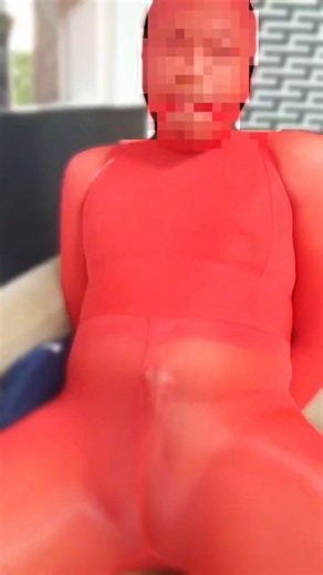 Look! No hands pantyhose encasement cum😋