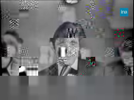 GLOIRE FUGACE 🌠 Le plus difficile ce n'est pas d'avoir du succès, c'est de le faire durer. Le chanteur Vince Taylor en est la preuve. Au début des années 60, il est hissé au rang d'idole du rock'n'roll en quelques mois, mais retombe rapidement dans un quasi-anonymat. En 1973, aidé par son manager José Publicol, il tente de revenir sur le devant de la scène... | INA