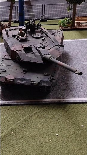 RC Leopard Panzer / Tank 2A5 - 2A6 1:16 Tamiya -Torro - Heng Long