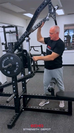 ECHO Plate Loaded Lat Pulldown & Triceps Combo