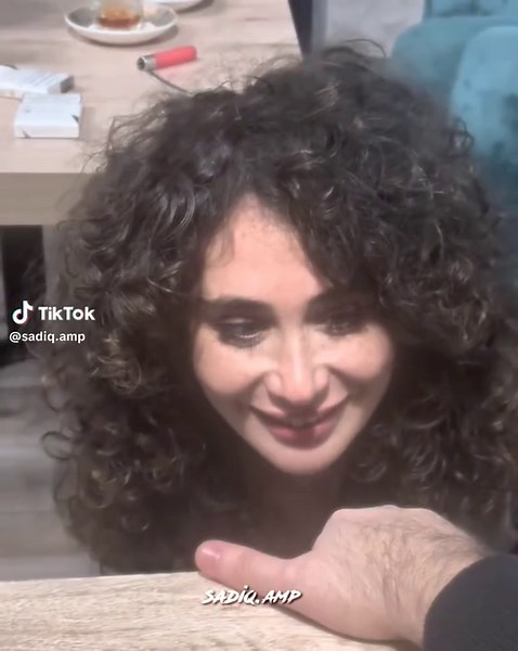 Bass Shredding Edit with 4K Visuals