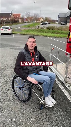 He gets robbed when he fills up with fuel 😡