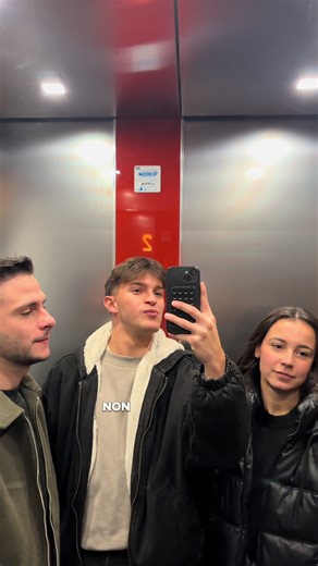 Non ho avuto manco il tempo di realizzare che stavo volando che ero già fuori🥹 @Chiara Grimoldi @Aero Gravity Milano #dailyvlog #daily #vlog #flight #aerogravity