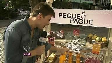 Teste de honestidade: será que o ‘Pegue e pague’ funciona no Brasil?
