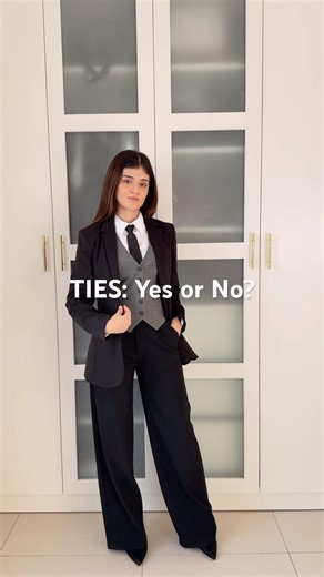 Ties on women🤍 YES or NO? #womenfashion #fashionstyle #elegant #classystyle #ootd #stayclassy #fyp