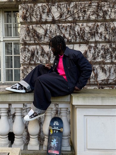 Vladimir | 🩷 @numeris_ code GHOST10 for some 💰off Denim set @6crayon Sweater @vicinity_de . . . . . . . . #streetwear #outfitinspiration #pink... | Instagram