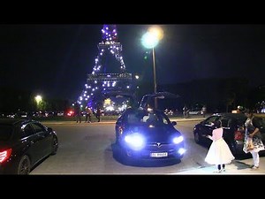 Model X xmas show at Eiffel Tower