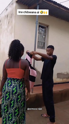 200K views · 10K reactions | Join WhatsApp channel,link ndaika mu comment section anzanufe tikupezako tima dollars ndima game apa phone omwewa | Double shasha comics | Facebook