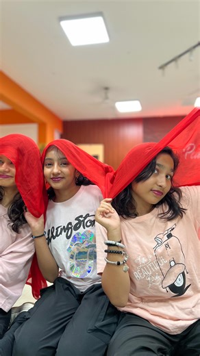 point pattern dance🔹 on Instagram: "Those Si Daaru 🤩 #thosesidaaru #fyp #reels #dance #trending #trend #dancecover #pointpatterndancecompany"