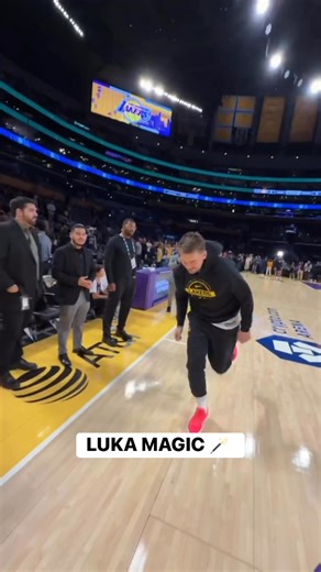 Luka Dončić warming up with some tricks ahead of his first Lakers season opener! ✨ GSW-LAL • LIVE on NBC and Peacock ➡️ https://www.nba.com/how-to-watch-game-redirect/0022500002?partnerRef=NBA&platform=Facebook&surface=Post | NBA