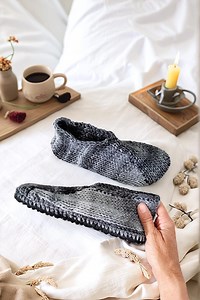 DIY Crossover Slippers Pattern for Addi Express Knitting Machine or Sentro 22 - Handmade Shoes for Women With Flip-flop Soles! - Etsy