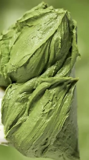 1K views | Looking for an all natural mask that will help clear up and prevent acne?! 樂 Our Green Tea Detox Mask is vegan, made of all natural ingredients that will detox and replenish your skin with necessary superfood nutrients  | Teami Blends | Facebook