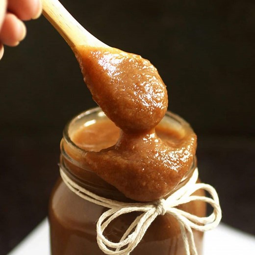 Easy Apple Butter - No Refined Sugar (Video)