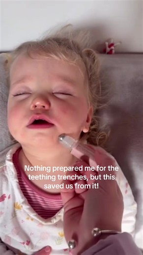 THE Original & Viral Teething Roller is on sale 🥹30% OFF storewide sale! 🤎 🚨 48 HOURS ONLY! 🚨 If you've got a teething little one at home, now's the perfect time to stock up. This video was shared by one of our beautiful customers, and it's exactly why we created our original Teething Roller. 🤍 Every roller is formulated, poured and packed in-house using nothing but 100% pure, therapeutic-grade essential oils. Whether you've trusted us from day one or found us after trying everything else, 