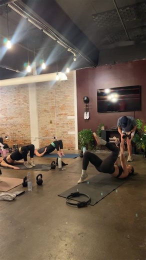 Madeleine Conti on Instagram: "Kettlebell + Mat Pilates at @speedstudioglobal: January 2026 Thank you to everyone who joined for our third kettlebell + mat pilates class! They just keep getting better and better. And the space couldn’t have been more perfect - thank you @speedstudioglobal for having us 🫶🏼🚴🏼‍♀️ The February class will be a @fleo try-on party with champagne and giveaways! Details will be posted soon! 🥂🛍️"