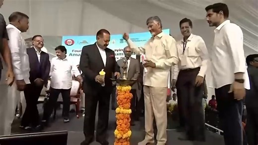 India’s "National Quantum Mission" #NQM takes off with a grand ceremony of foundation stone laying of the country's first "Quantum Centre" at #Amravati. The significance of the event reflects in the presence of Chief Minister Andhra Pradesh Sh N. Chandrababu Naidu Garu and the top hierarchy from the Central and State governments. The launch of ₹6,000 crore "National Quantum Mission" by PM Sh Narendra Modi places India as a front line nation and earns her a place among the world's elite league. T