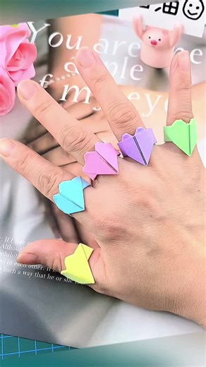 #HandmadeDIY #NewKnowledgeCreator #OrigamiTutorial ハート型のリングを折る#handmadeDIY #handmadetlh #OrigamiTLH