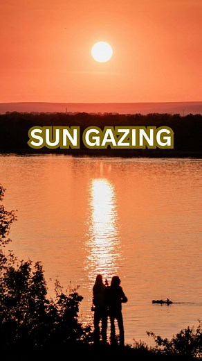 Ovo je jedna vrsta terapije koja je potpuno besplatna i radi se jednom u životu. 🙂 Za više informacija o samom gledanju u Sunce slobodno nas pitaj ako ne želiš da guglaš. 🫠 #gledanjeusunce #sungazing #sungazing☀️ #sunce | Joga Mandala