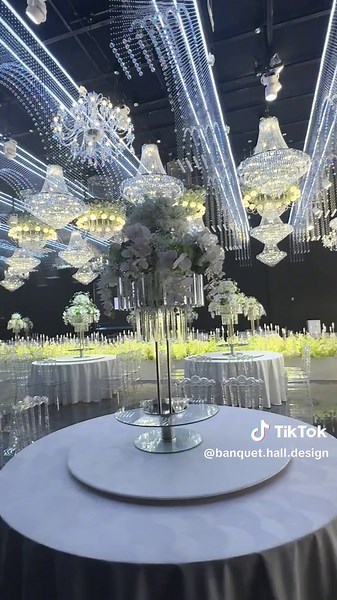 Tour of the Banquet Room: Elegant Wedding Design Ideas